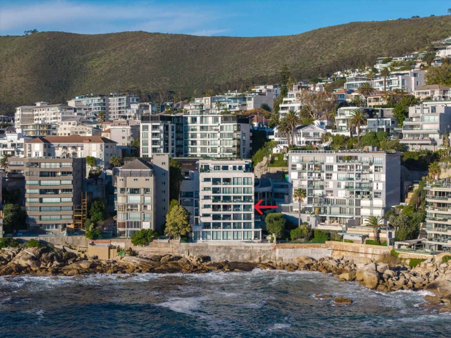 5 Bedroom Property for Sale in Bantry Bay Western Cape
